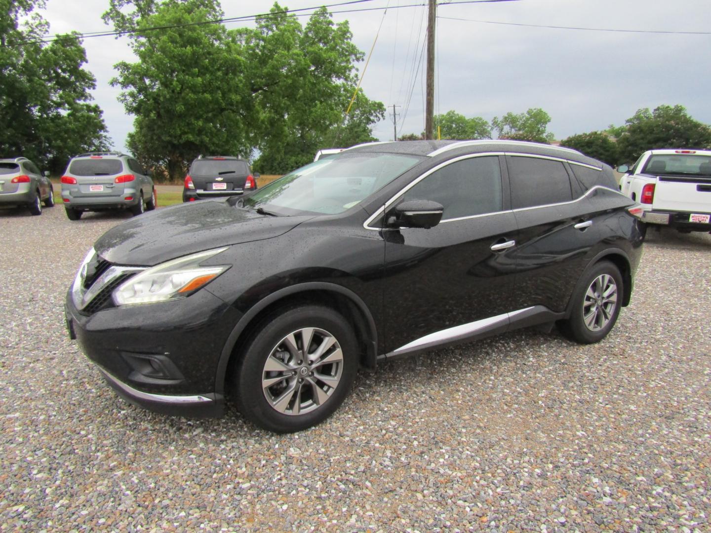 2015 Black /Gray Nissan Murano (5N1AZ2MG1FN) with an V6 engine, Automatic transmission, located at 15016 S Hwy 231, Midland City, AL, 36350, (334) 983-3001, 31.306210, -85.495277 - Photo#2